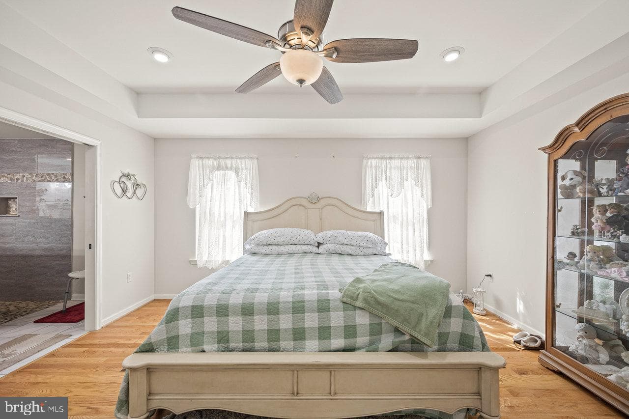 53 Arthur Lane photo 35