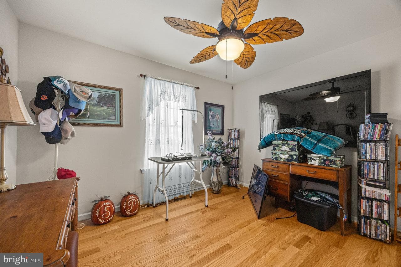 53 Arthur Lane photo 47