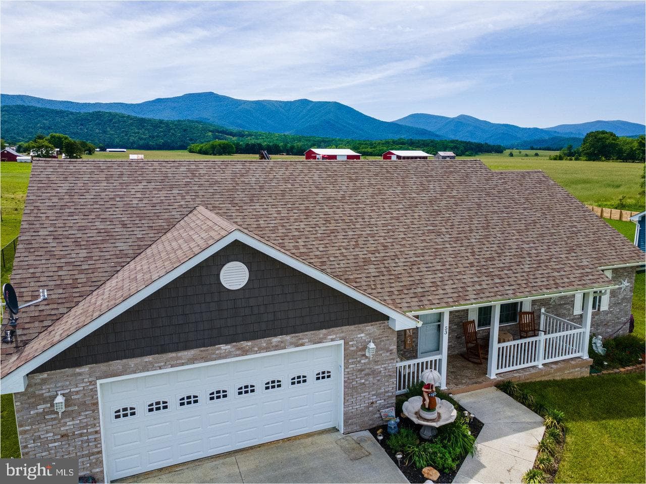 53 Arthur Lane photo 78