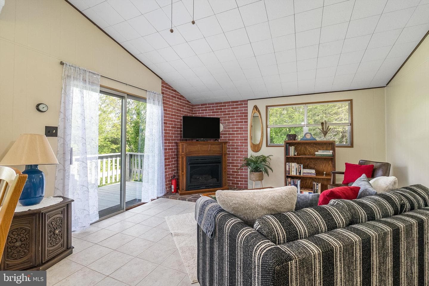1373 Park Line Road photo 11