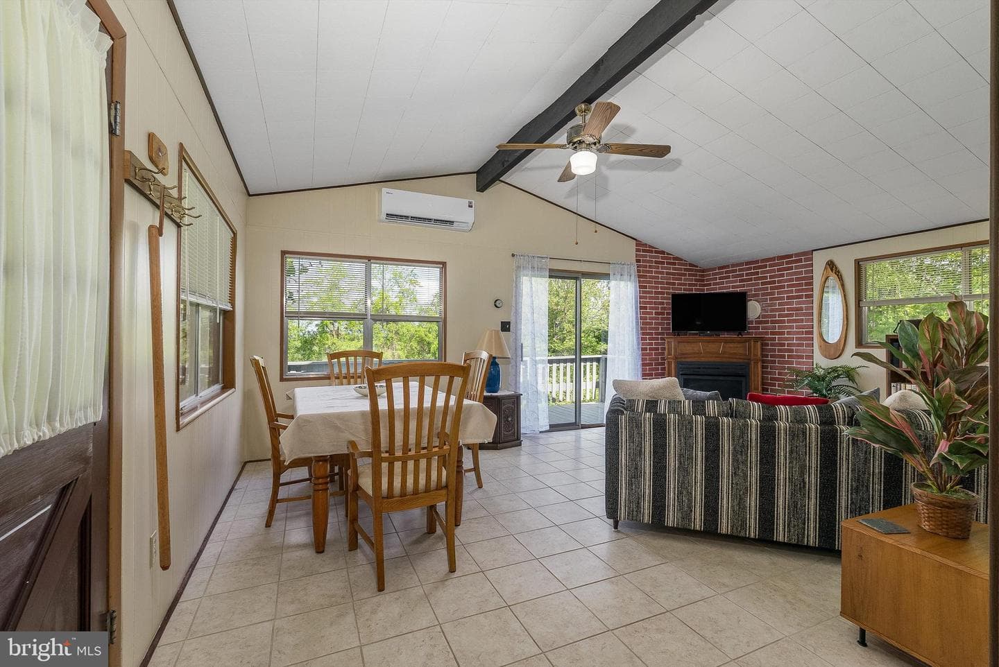 1373 Park Line Road photo 9