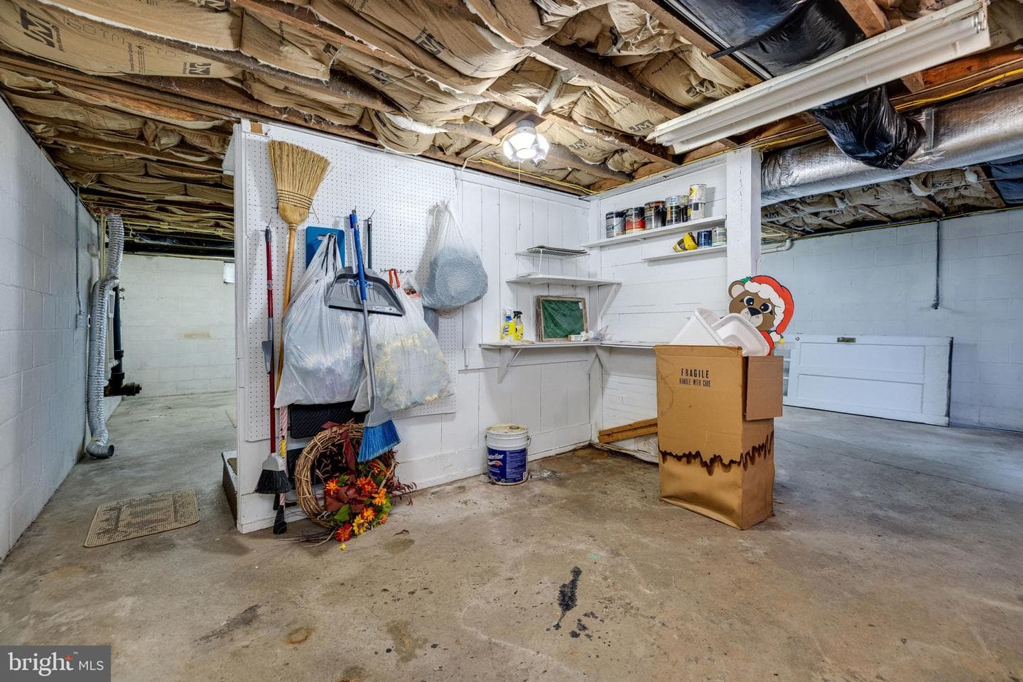 220 Mechanic Street photo 38