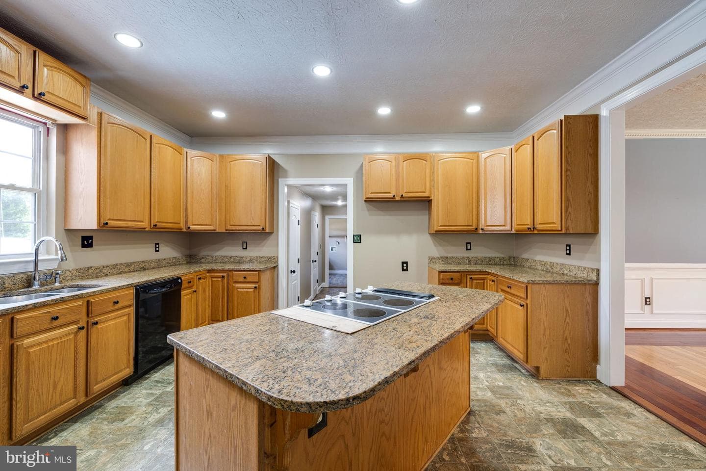 369 Eldon Yates Drive photo 4