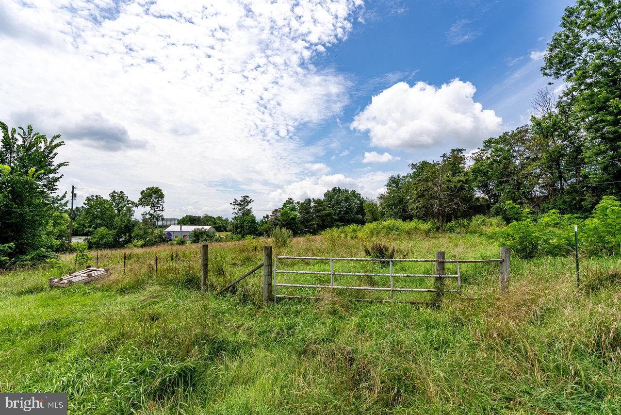 2904 Us Highway 211 W photo 56