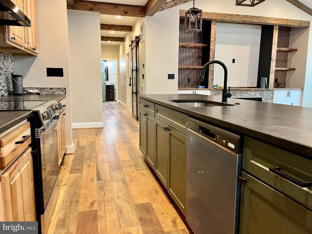 6 Antioch Road photo 29