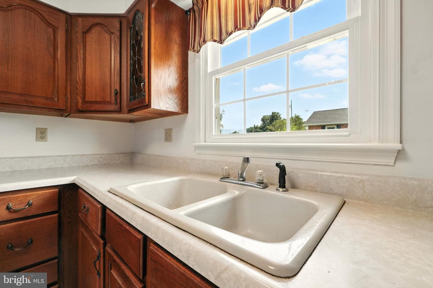 36 Canaan Street photo 11