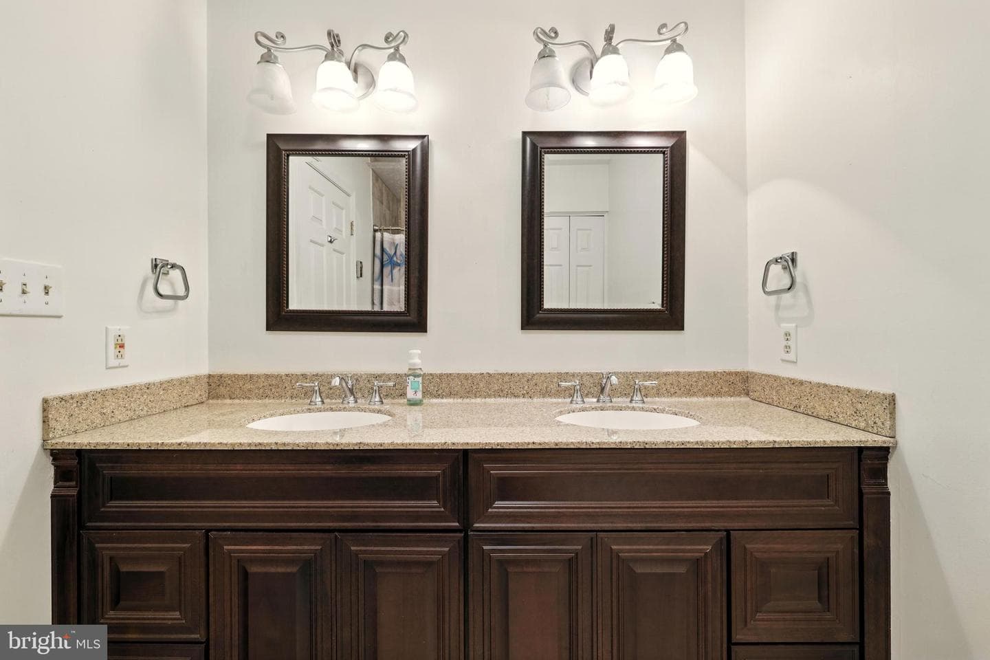 36 Canaan Street photo 15