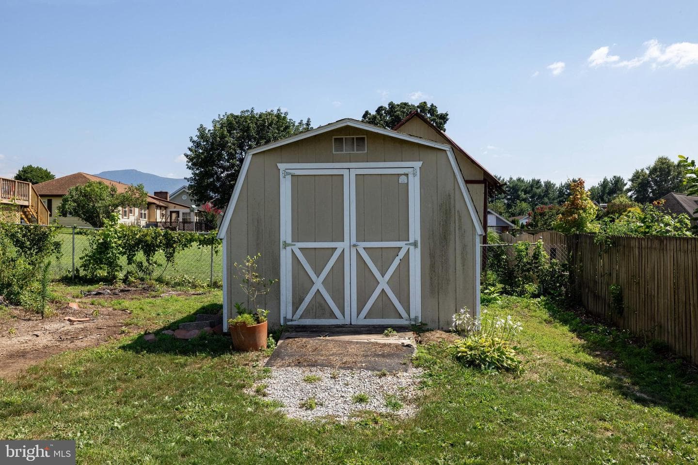 36 Canaan Street photo 91