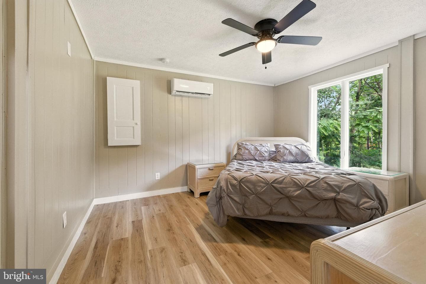 114 Americana Road photo 21