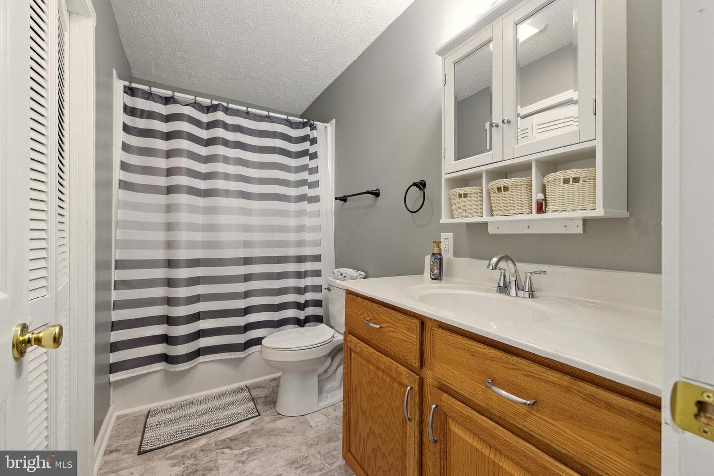 114 Americana Road photo 23