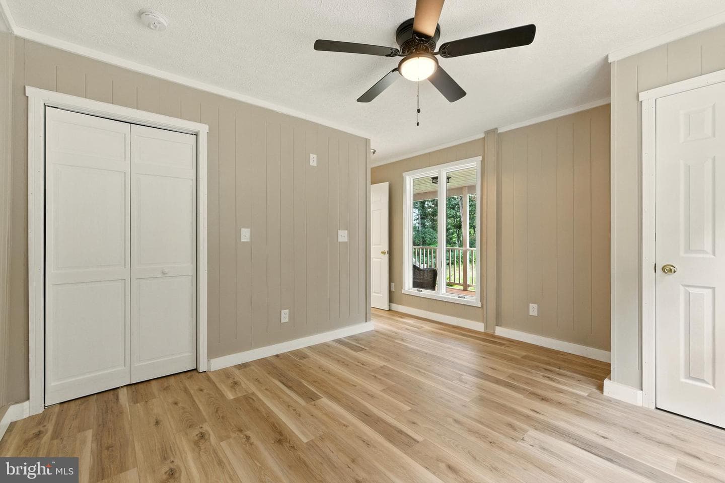 114 Americana Road photo 29