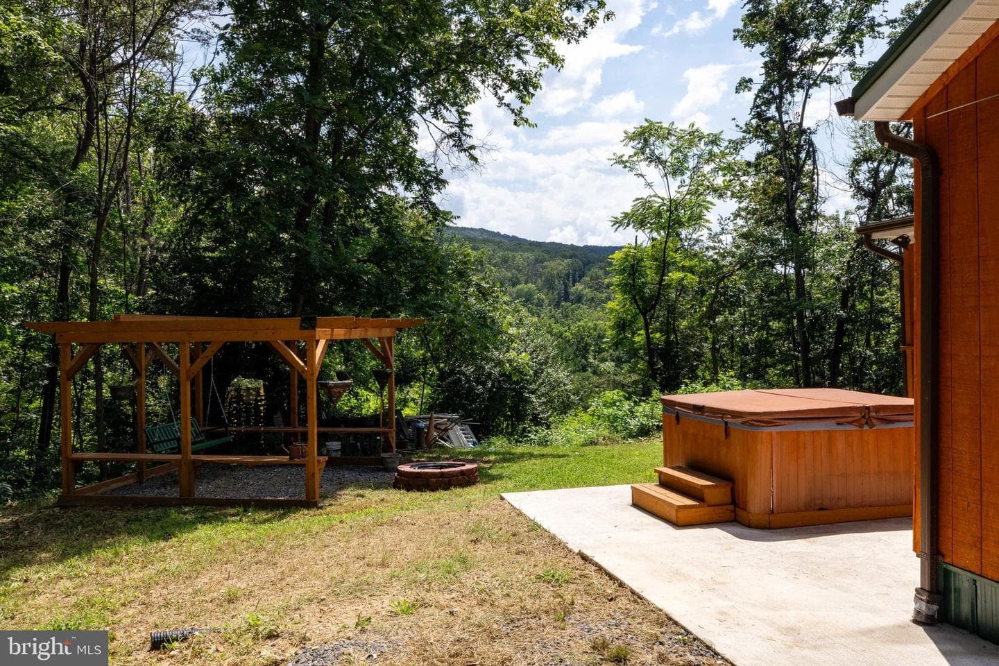 114 Americana Road photo 40