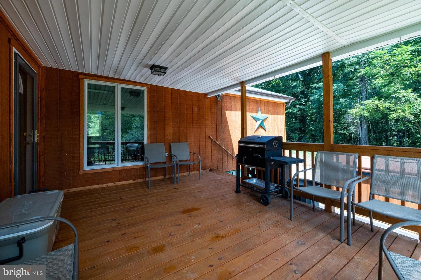 114 Americana Road photo 46