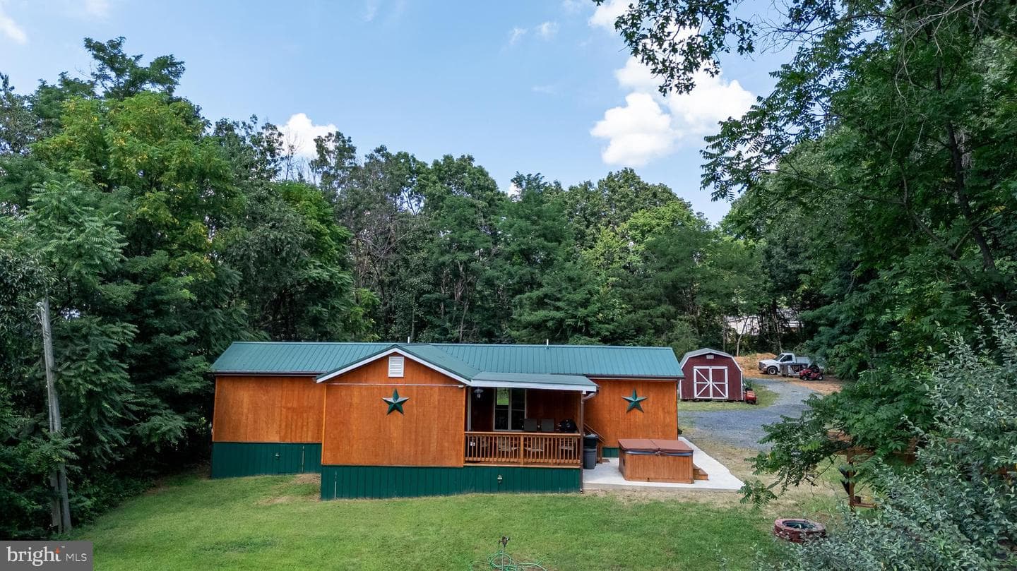 114 Americana Road photo 51