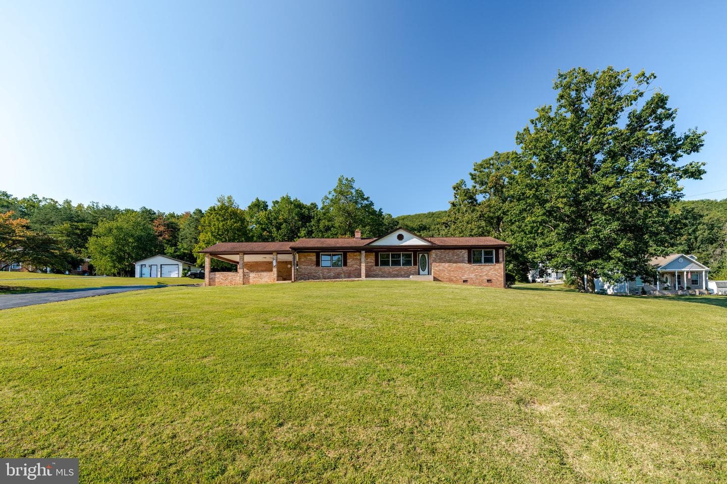 841 Judy Lane Extension photo 2