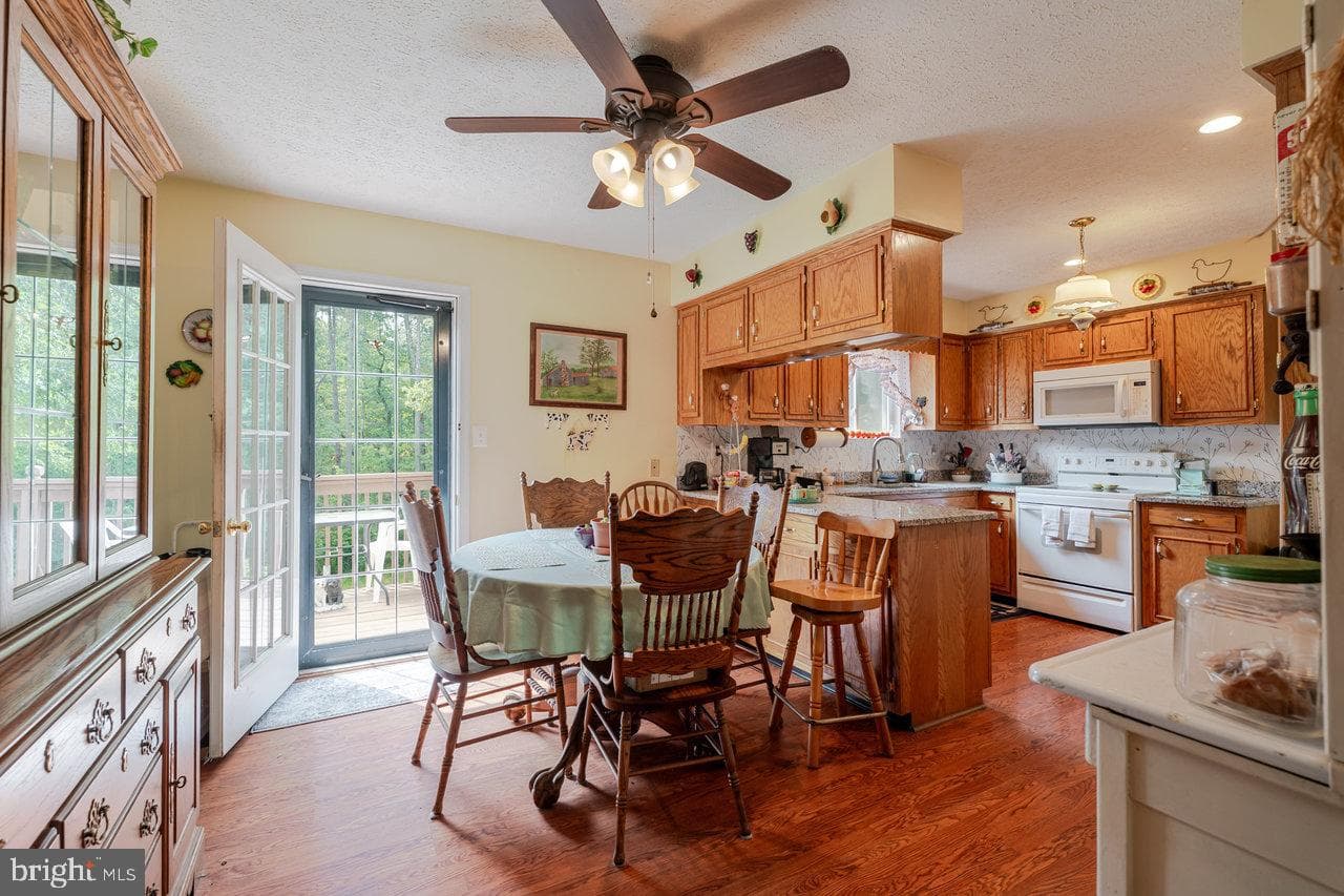 142 Whippoorwill Lane photo 12