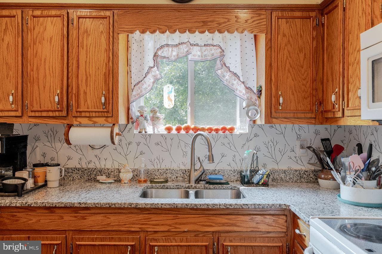 142 Whippoorwill Lane photo 16