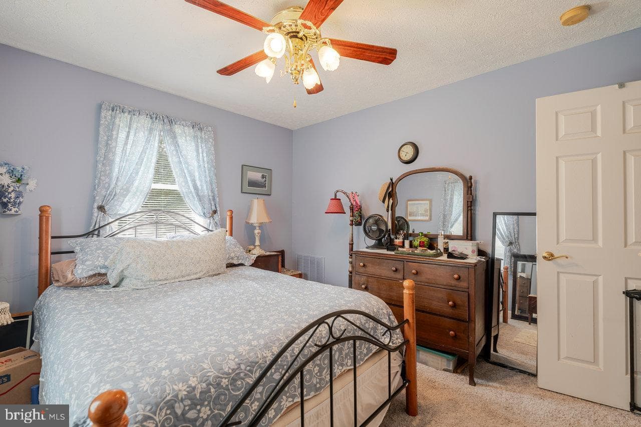 142 Whippoorwill Lane photo 24