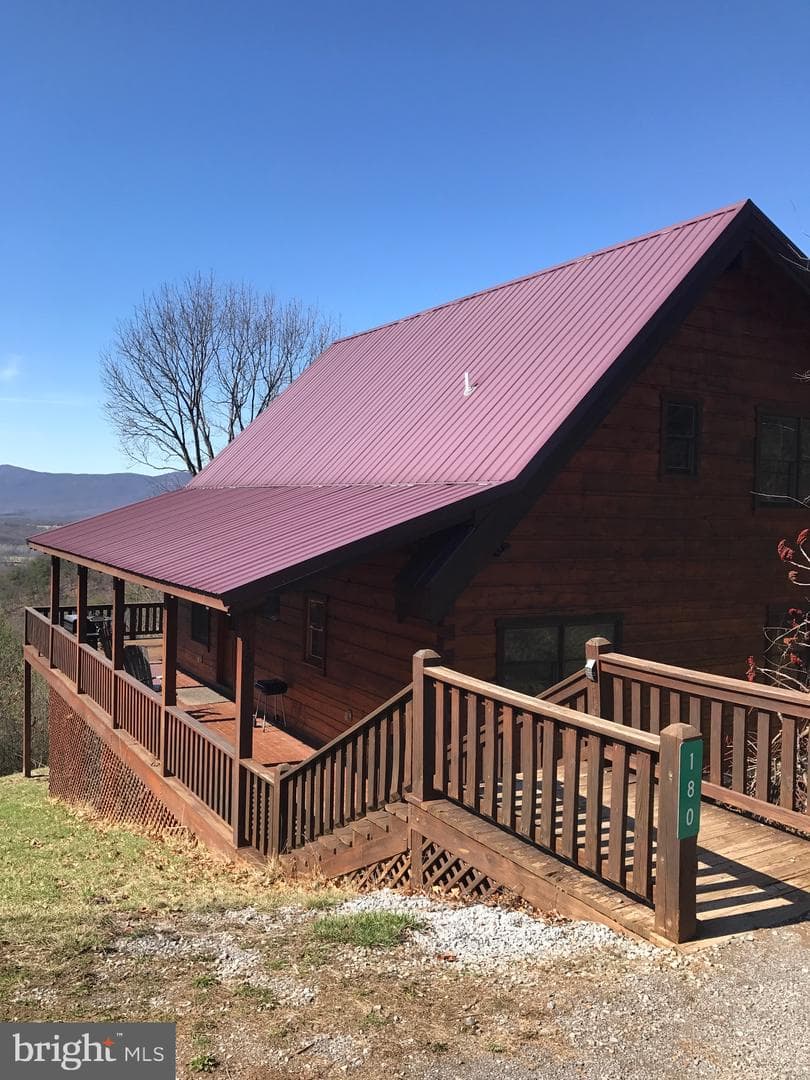 205 Meadow Hill Lane, Rileyville