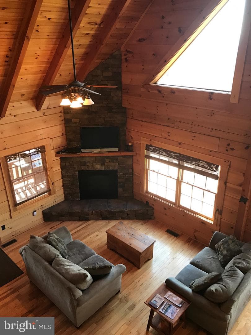 205 Meadow Hill Lane photo 47