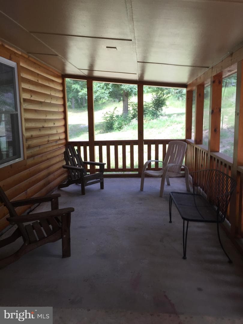 207 Riverview Drive photo 8