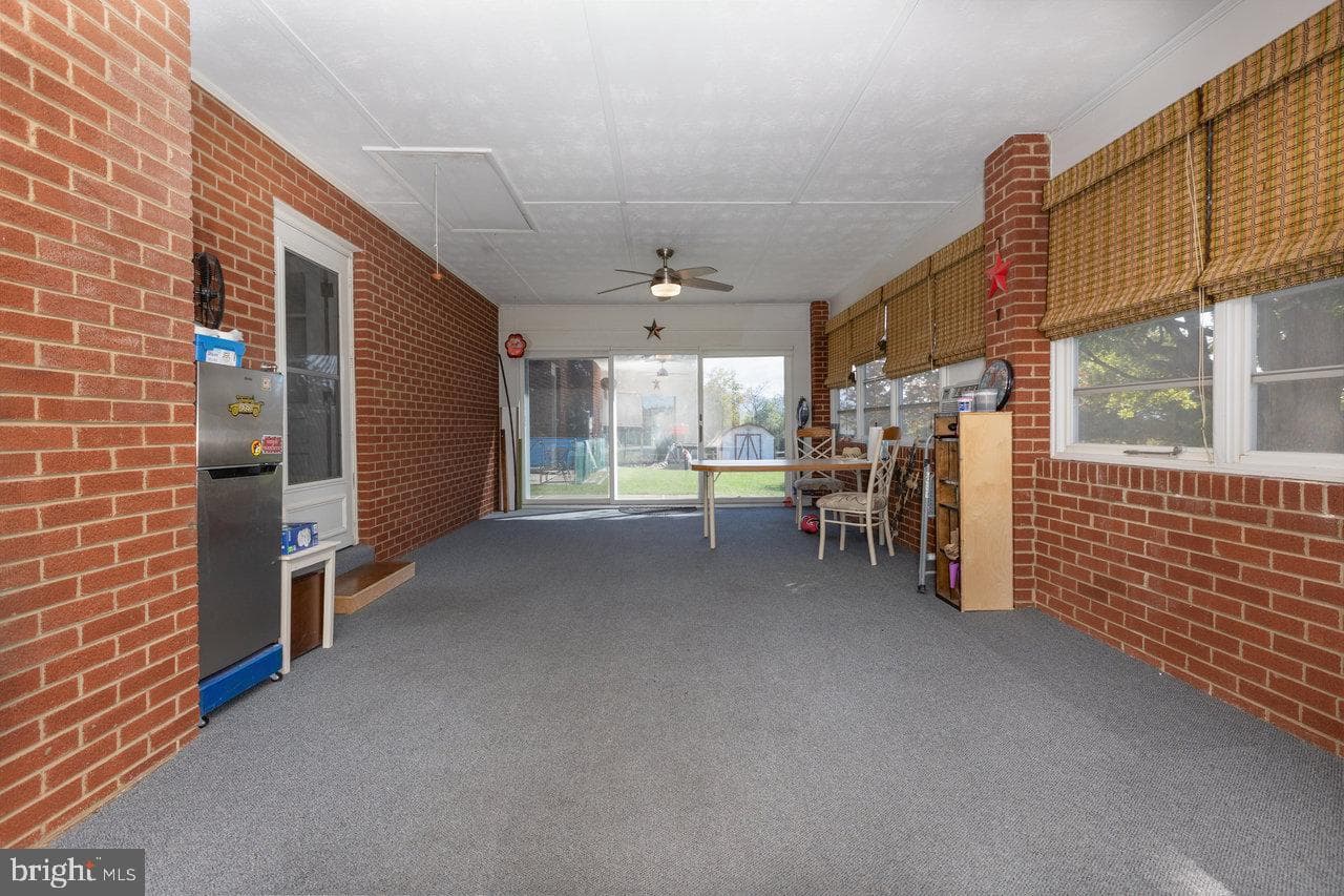 1 Rowe Drive photo 29