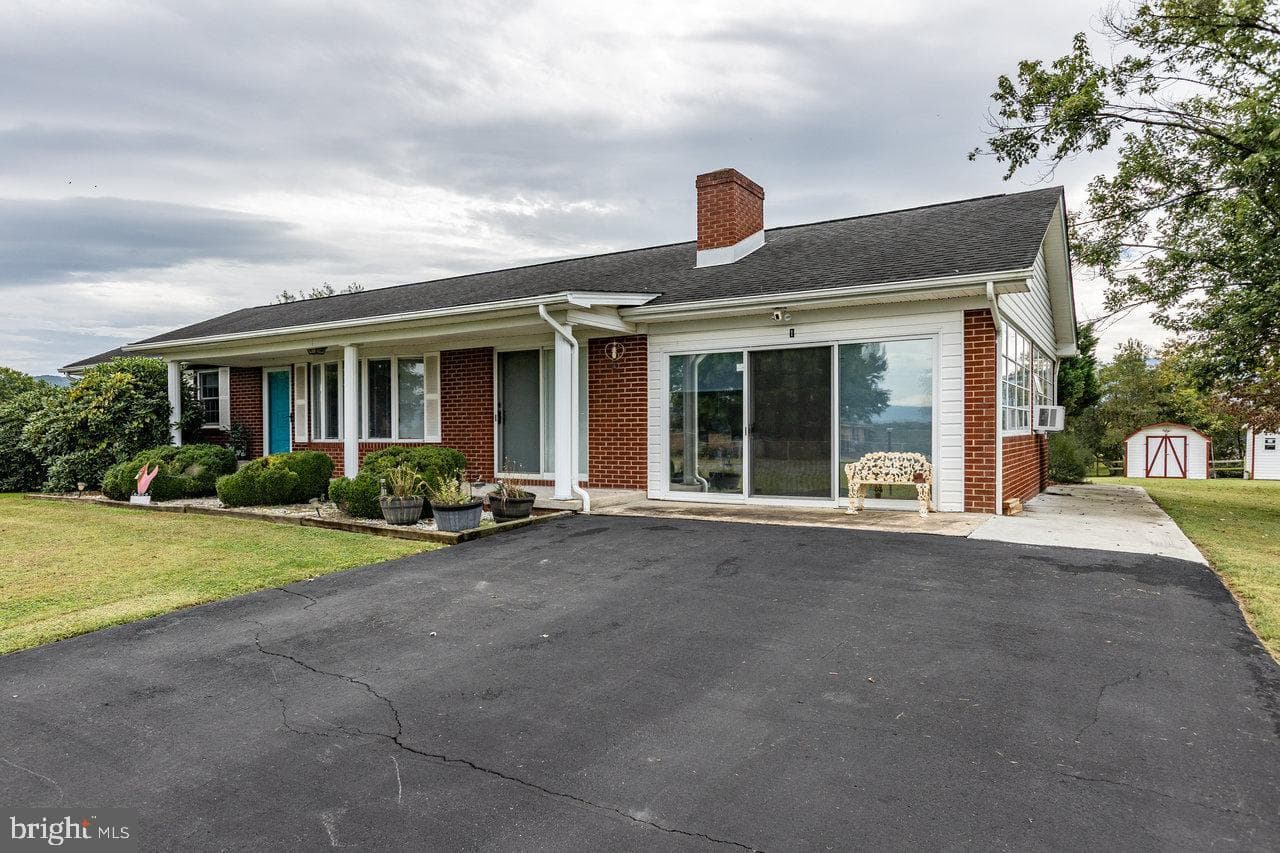 1 Rowe Drive photo 35