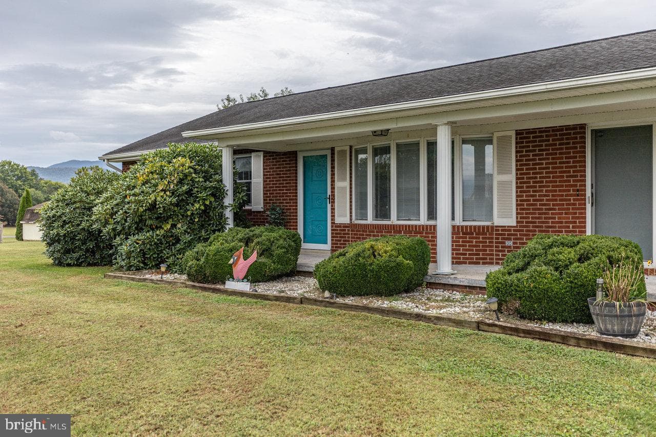 1 Rowe Drive photo 36