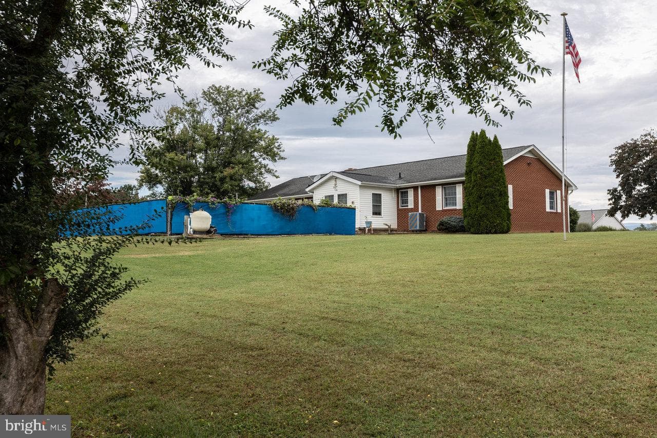 1 Rowe Drive photo 38