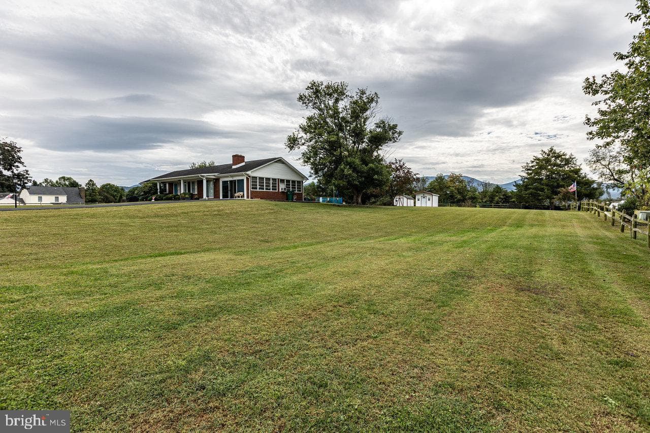 1 Rowe Drive photo 53