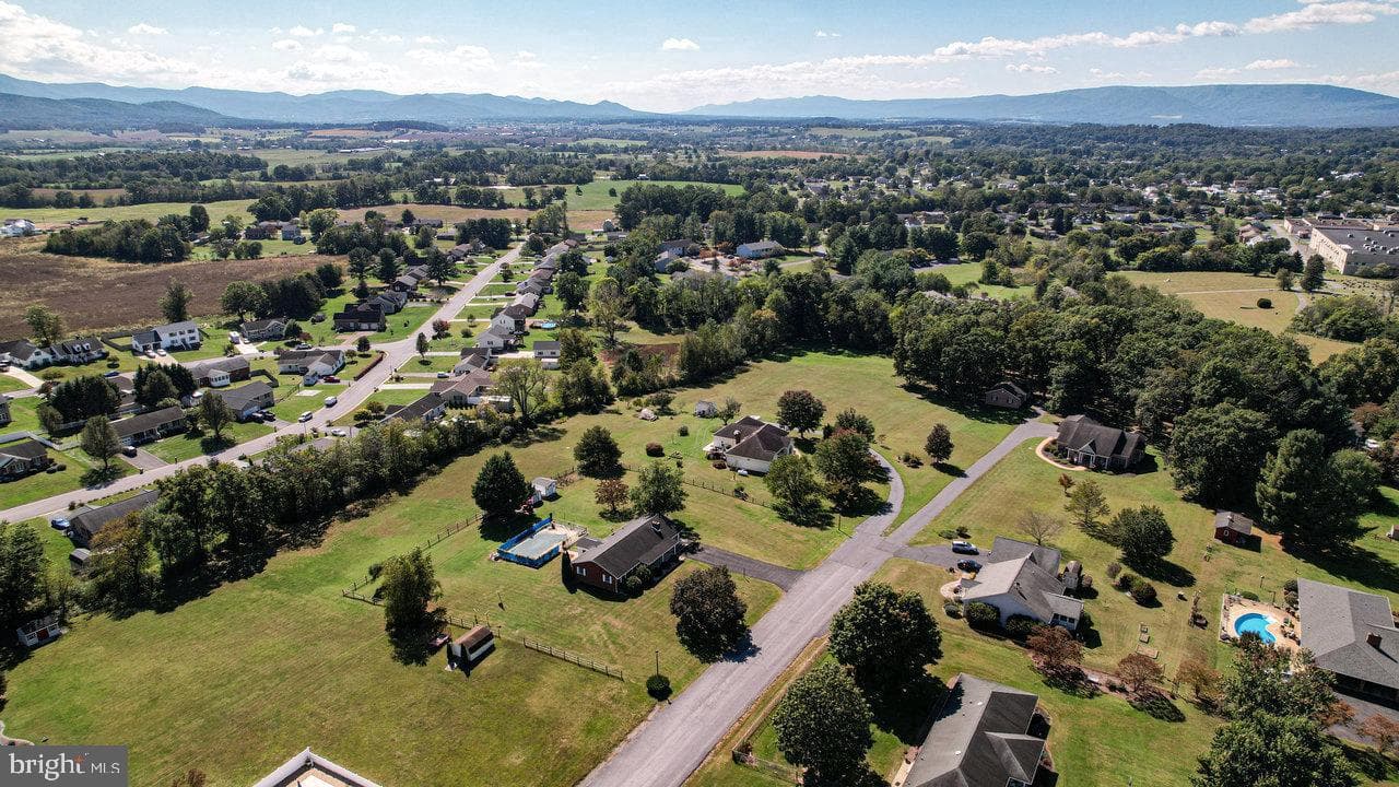 1 Rowe Drive photo 57