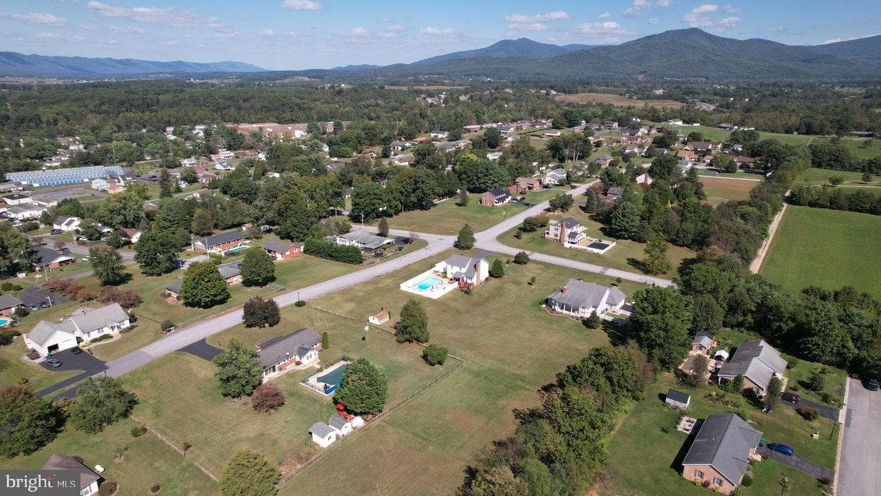 1 Rowe Drive photo 61