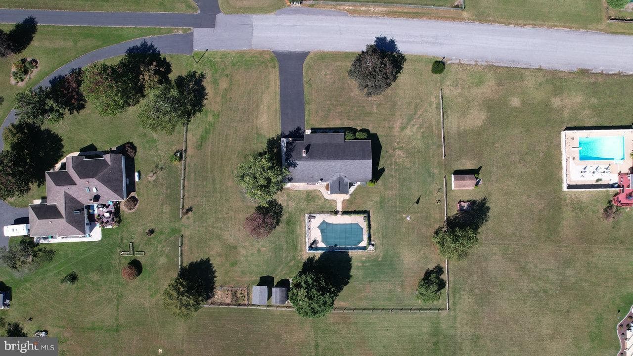 1 Rowe Drive photo 62