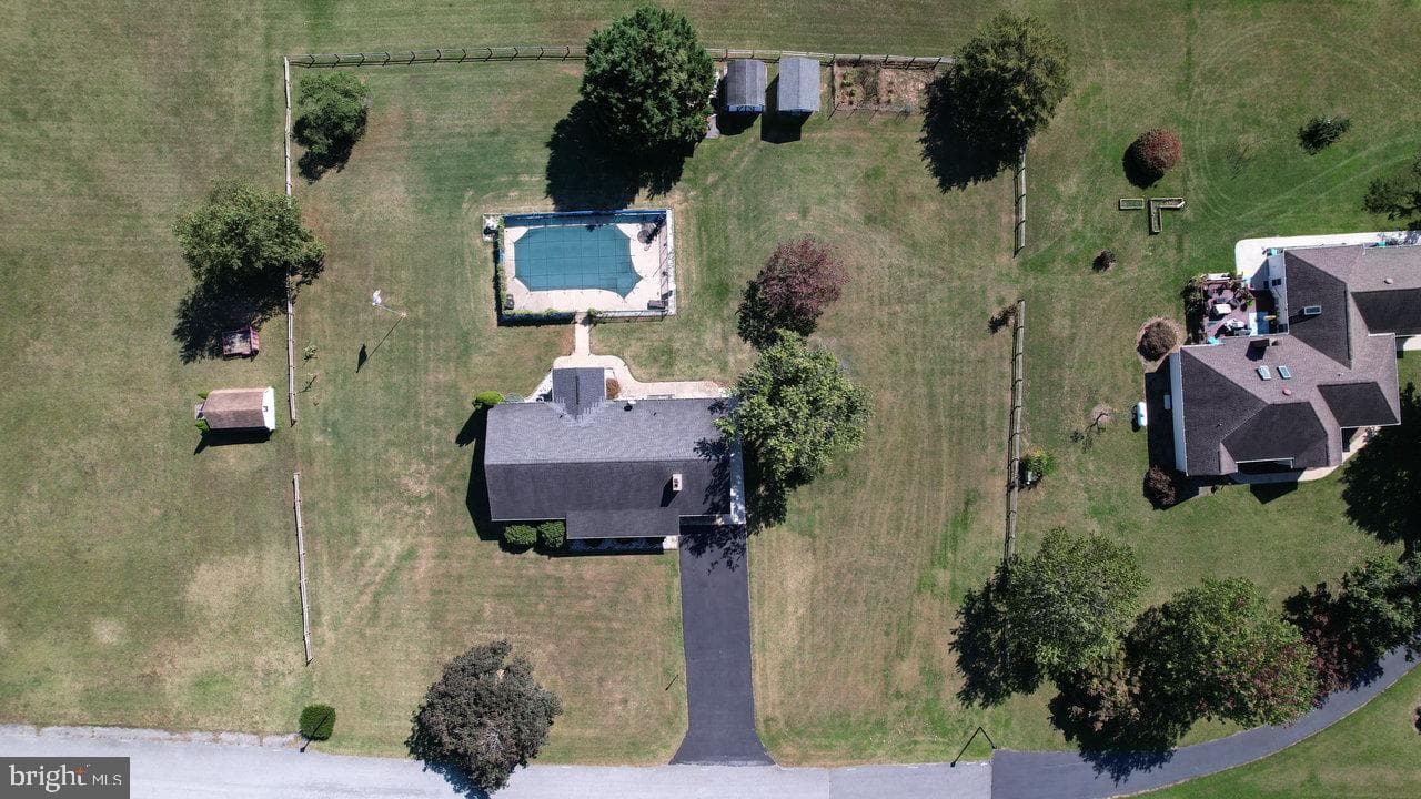 1 Rowe Drive photo 65