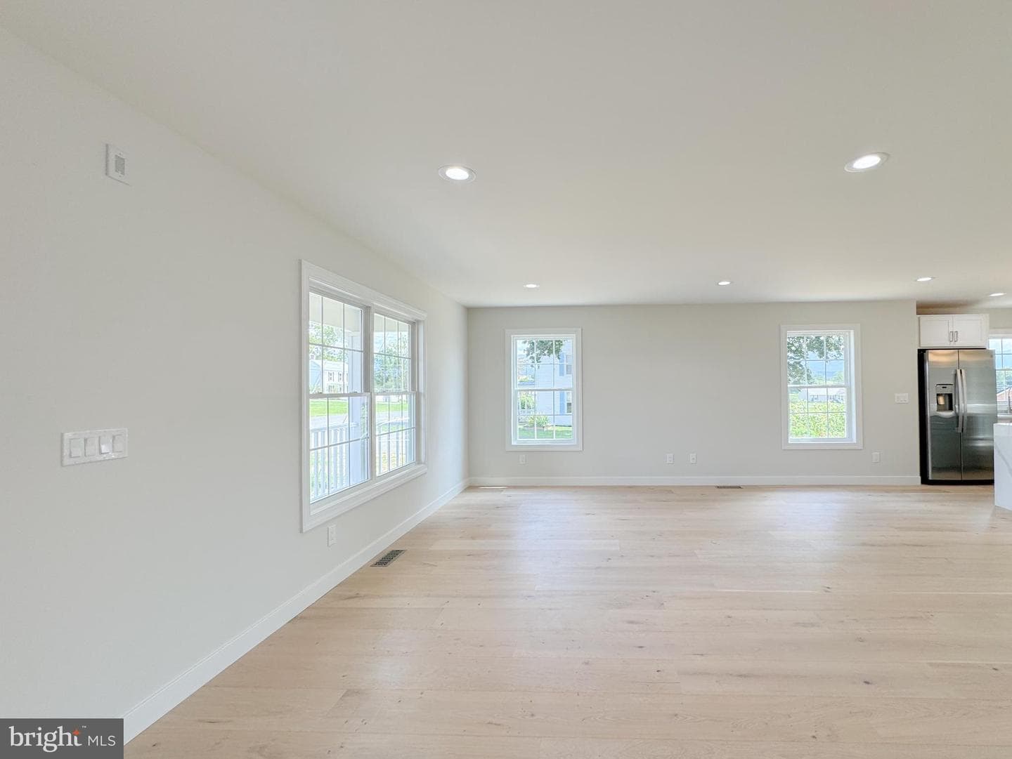 320 8th Avenue photo 10
