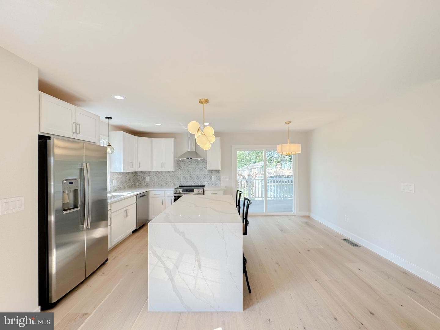 320 8th Avenue photo 15