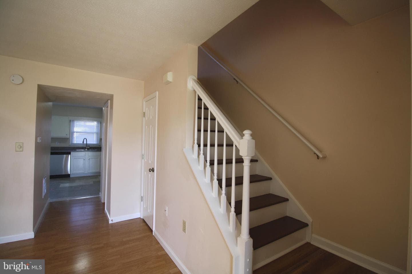 216 Fourth Street photo 10