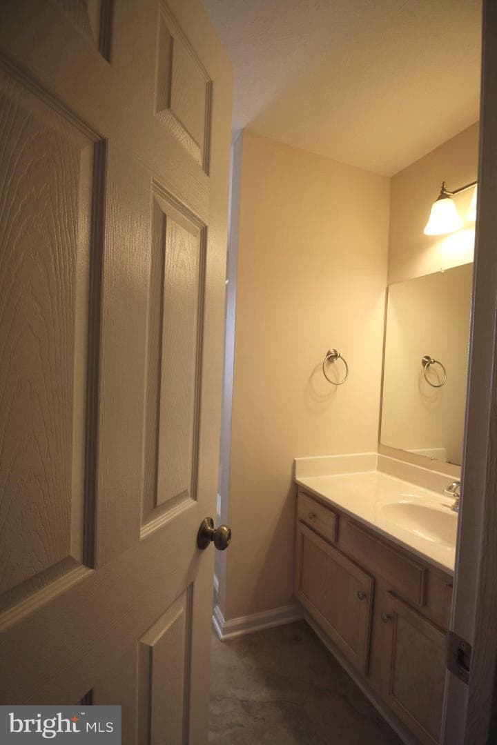 216 Fourth Street photo 38