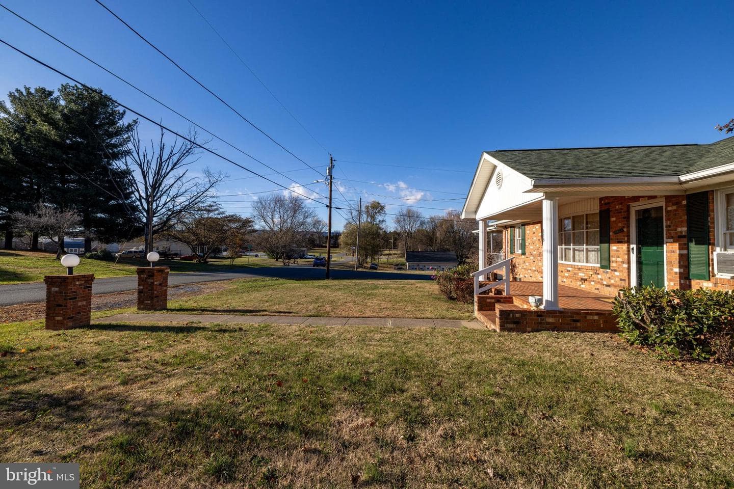 115 Sunset Drive photo 38