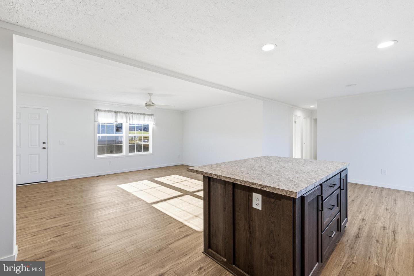355 Park Road photo 16