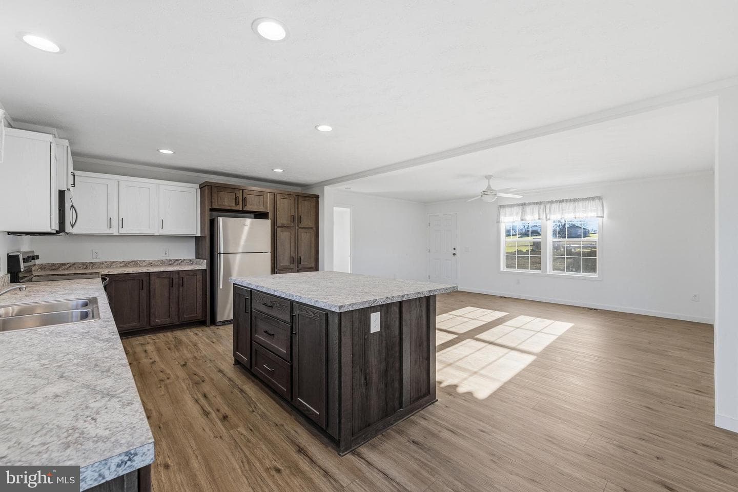 355 Park Road photo 17