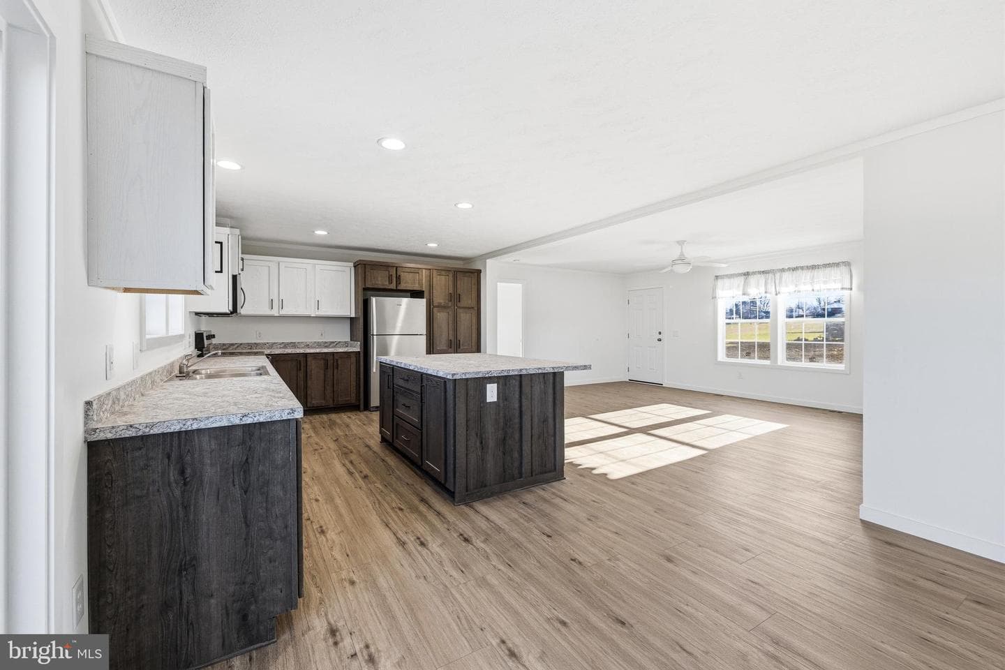 355 Park Road photo 20