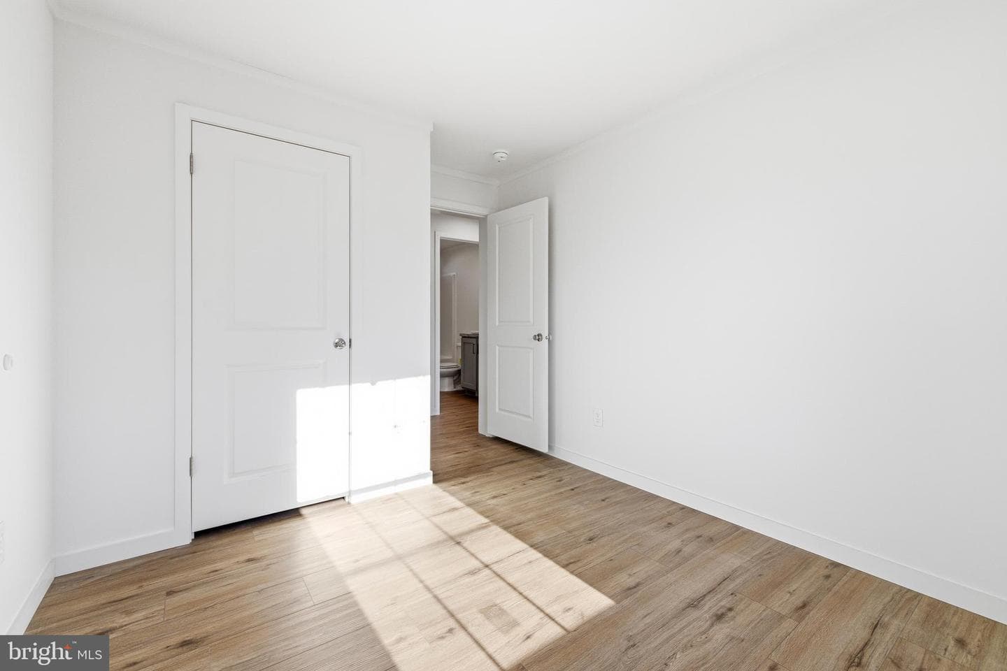 355 Park Road photo 36