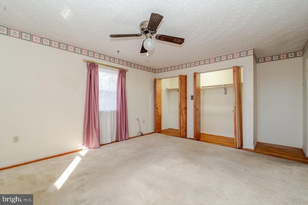 728 Clearview photo 23