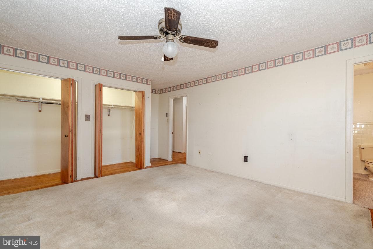 728 Clearview photo 24