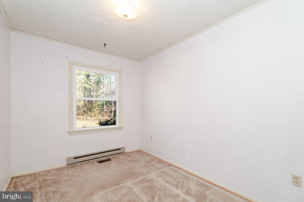 728 Clearview photo 29