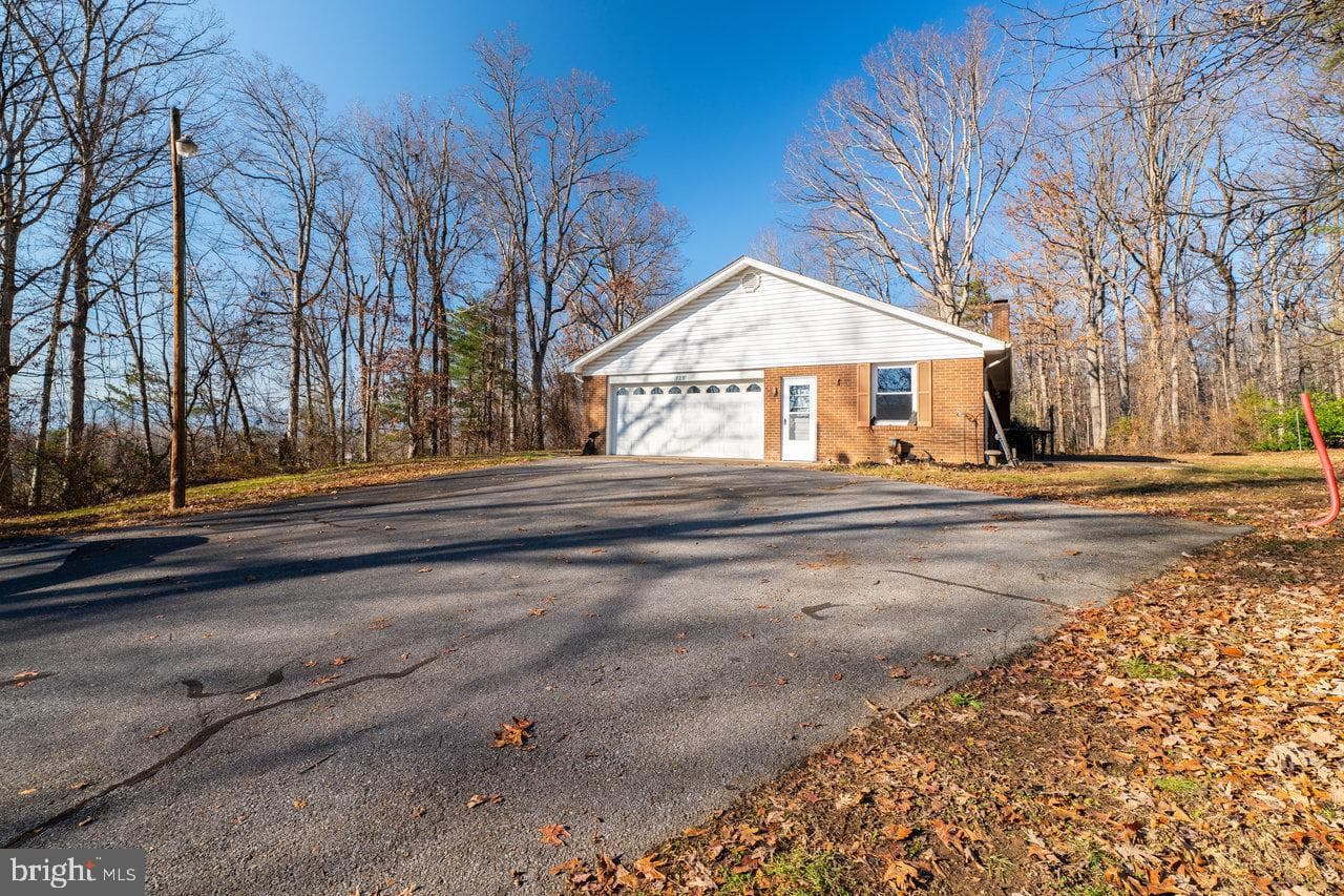 728 Clearview photo 58