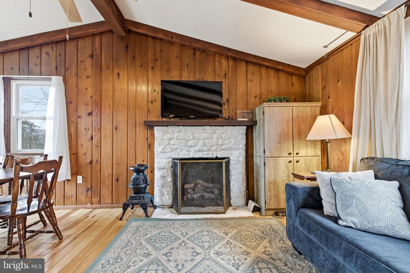 330 Mountainview Drive photo 17