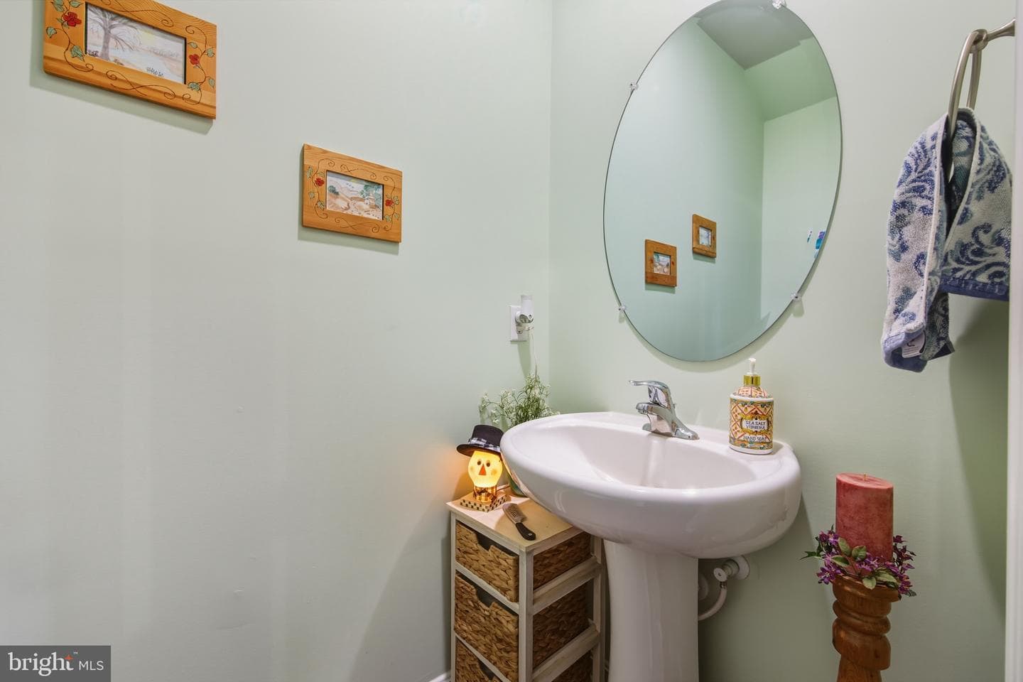 151 College Drive photo 12