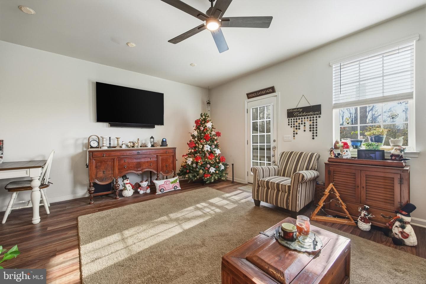 151 College Drive photo 4